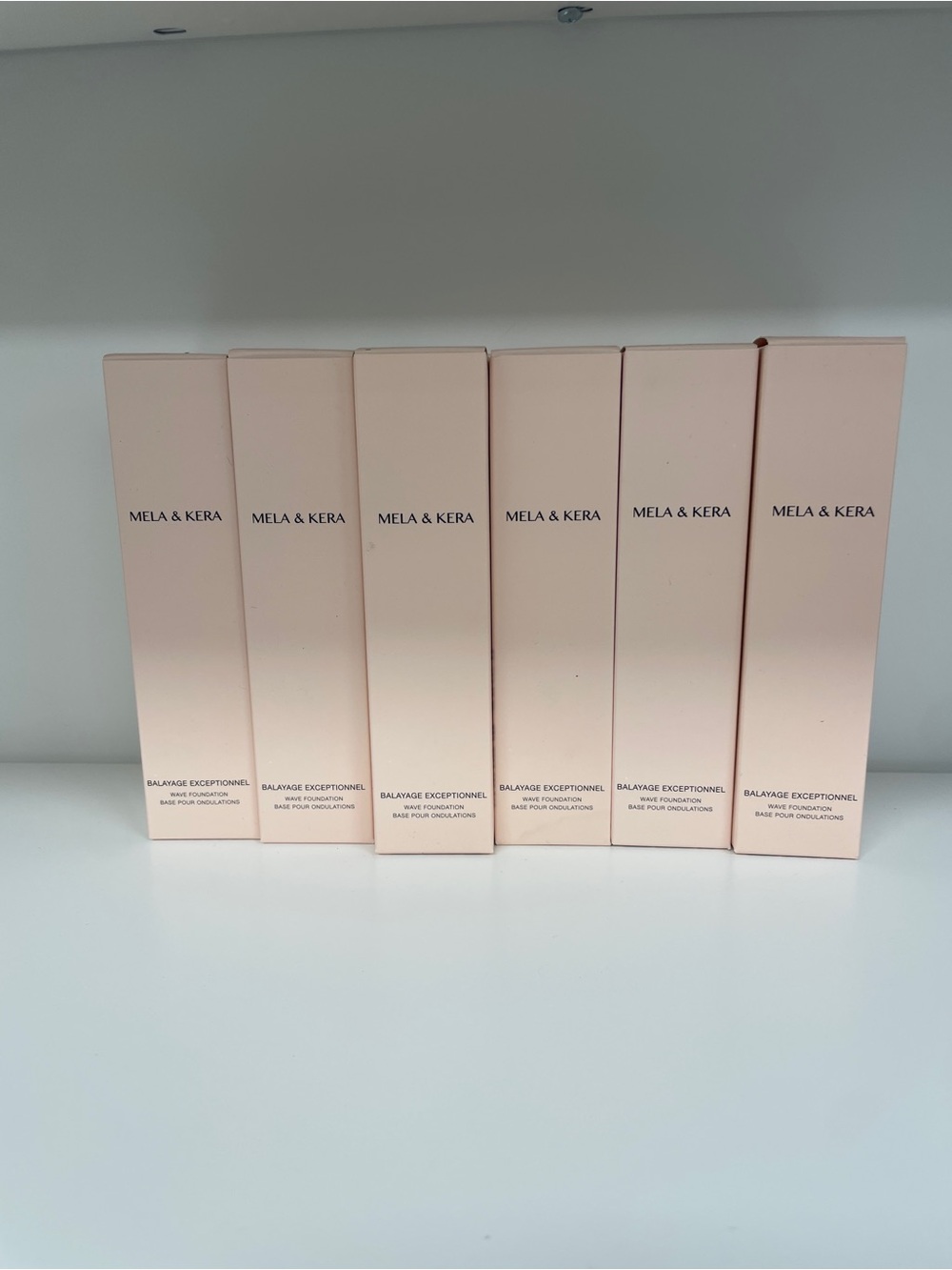 Mela & Kera 4.4 oz Balayage exceptional Wave Foundation Spray
Price is per unit
